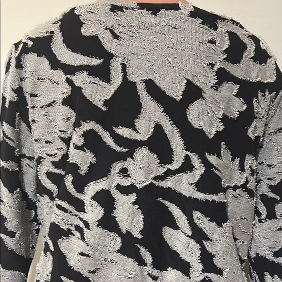LOFT 3/4 Sleeve Black & White Floral Stitch Pattern Blouse Women's Large Top. - Picture 7 of 10